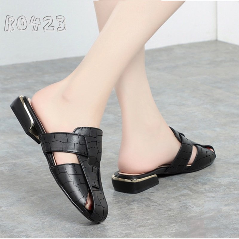 Dép nữ cao gót sandal quai ngang 2 phân hàng hiệu rosata hai màu đen trắng ro423