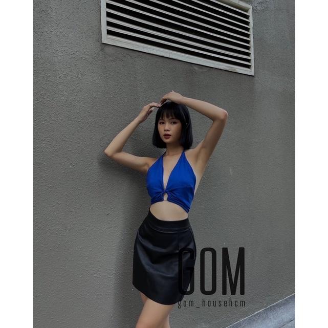 Crop yếm hoa