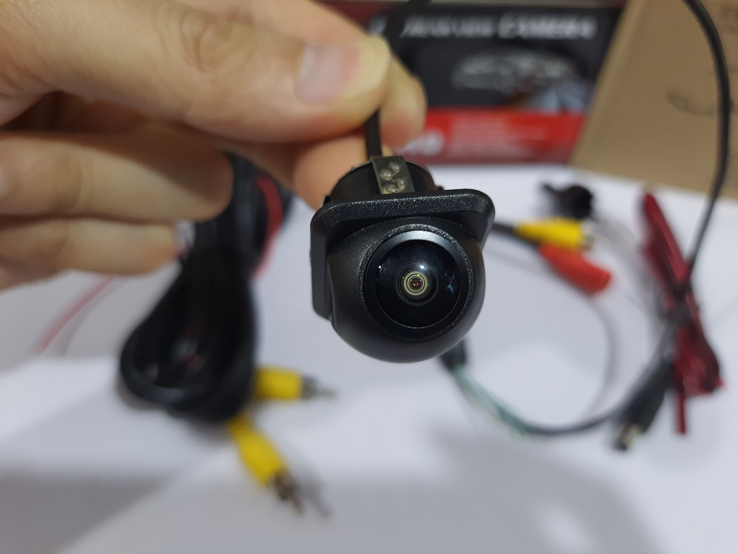 CAMERA NẤM LÙI CCD DÀNH CHO XE OTO