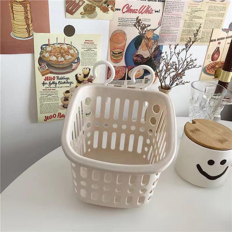 Giỏ nhựa đựng đồ đa năng có móc treo nhà tắm phòng bếp dễ thương