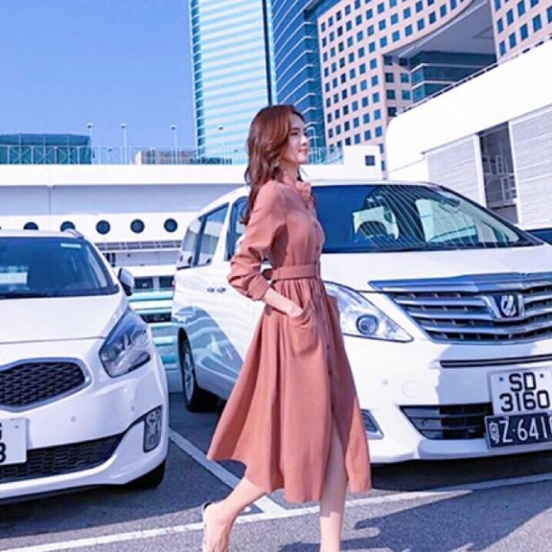 X2 váy cổ sơ mi dán dài công sở dịu dàng Đầm hồng ruốc tay dài kèm belt