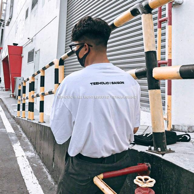 Áo Thun In Hình Đầu Người TeeHolic - Màu Trắng Xanh Tan