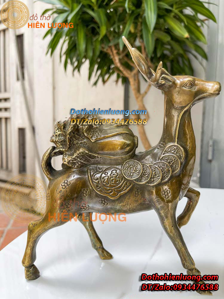 Đôi Hươu Cõng Củ Cải Và Củ Lạc Màu Giả Cổ Bằng Đồng Nguyên Chất Kích Thước 18x22cm, Nặng 1,6kg/đôi - Đồ Thờ Hiên Lượng