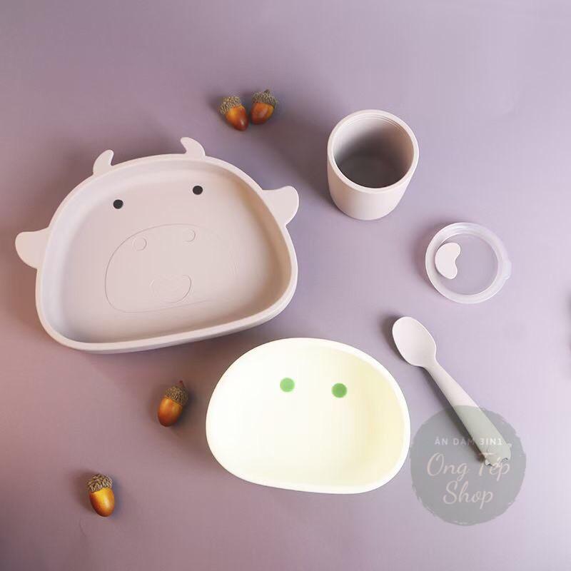 5 chi tiết - Bộ khay ăn dặm silicon đế hít chống lật gồm khay, bát, cốc silicon, thìa ăn dặm silicon hình chú bò