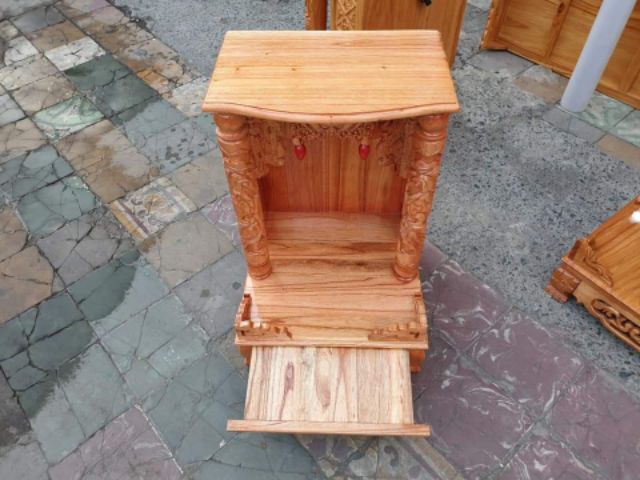 Bàn thờ thần tài ông địa gỗ xoan ngang 42 quỳ trụ