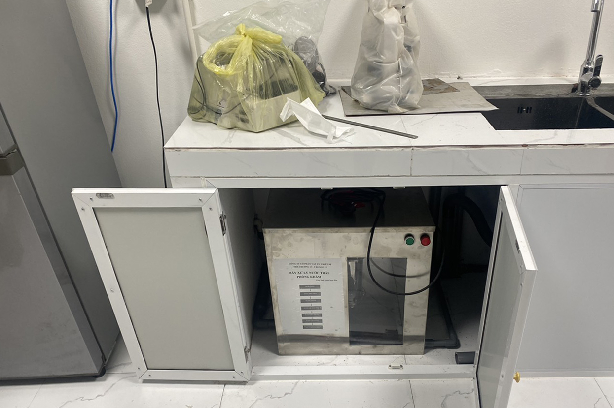 (Hàng chính hãng) Máy lọc nước thải Litero ACE1000I xử lý nước thải Phòng khám tiêu hóa công nghệ oxy hoá bậc cao kết hợp lọc nano và than hoạt tính 1 bộ