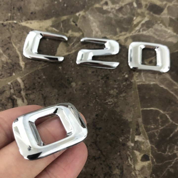 Decal tem chữ inox dán đuôi xe ô tô dành cho Mercedes
