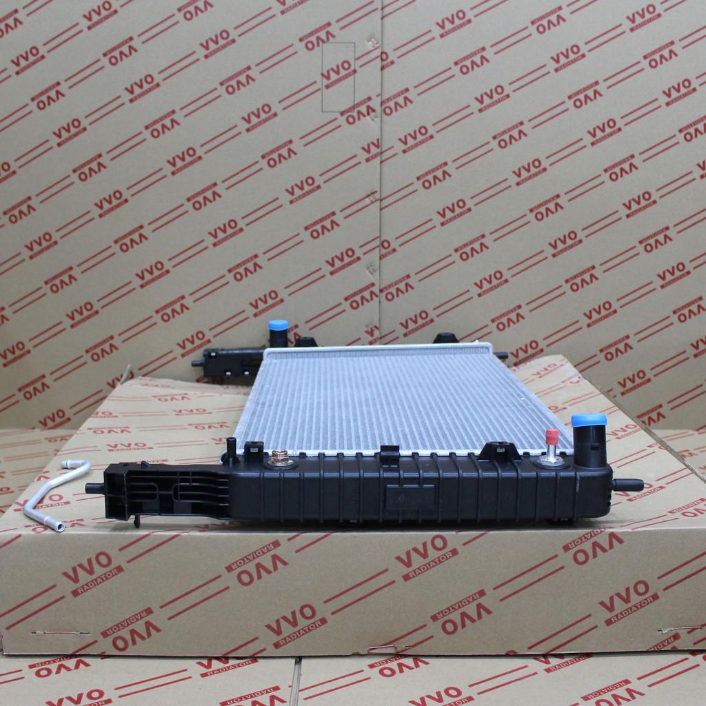 Két nước Chevrolet Captiva, 2006-2013, máy dầu, số tự động, loại dày