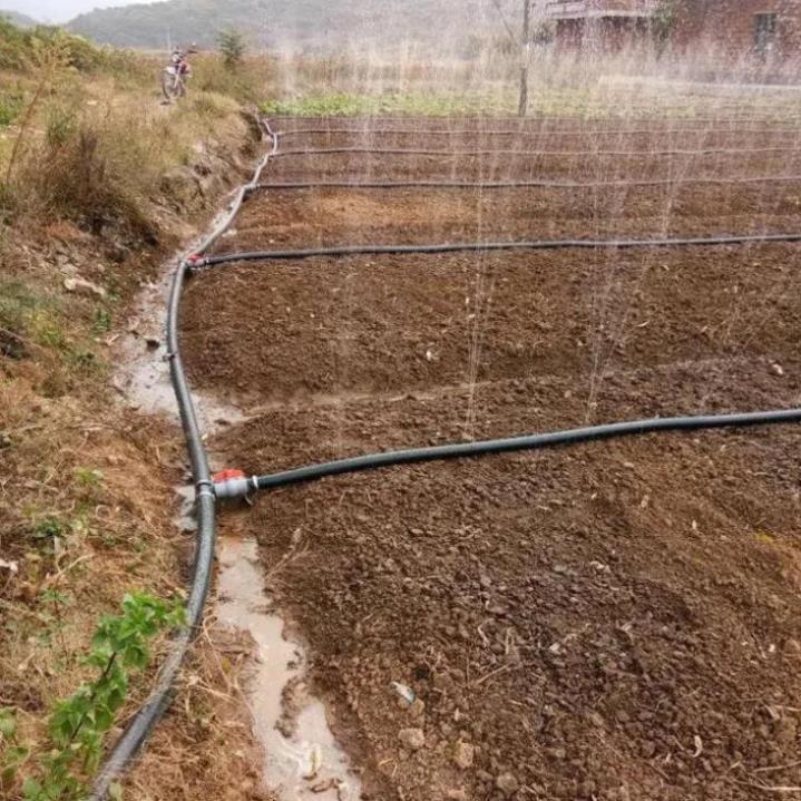 Ống tưới phun mưa nhựa nguyên sinh 27mm