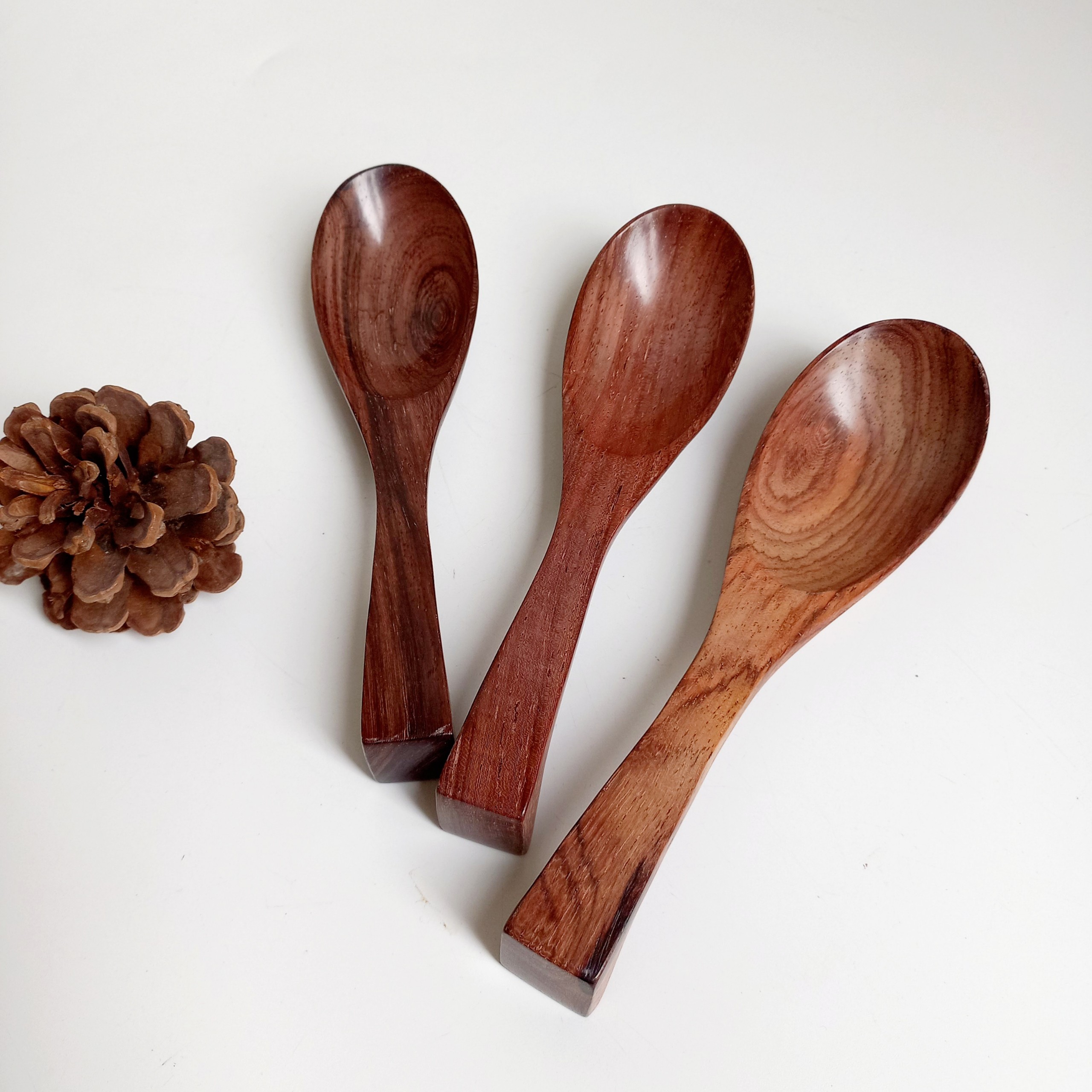 Thìa gỗ trắc miệng oval cán có đế, thìa ăn cơm, húp canh, súp, cháo