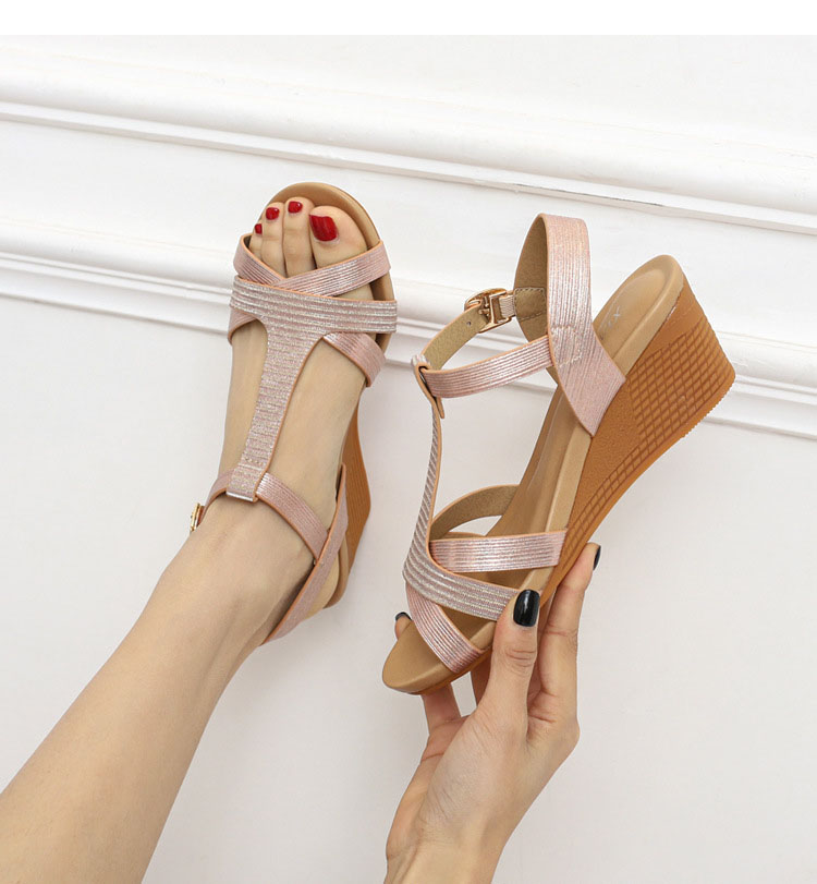 Giày quai ngang nữ giày sandals nữ dép quai hậu nữ cao 5 cm - DQH.320-97A