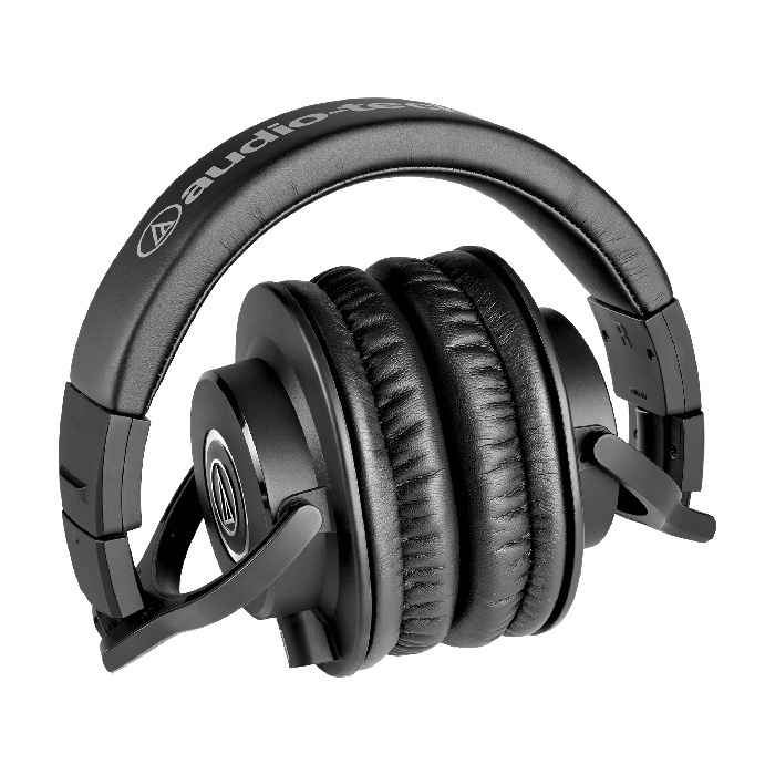 Tai Nghe Chụp Tai Over-ear Audio Technica ATH-M40x Professional Hifi - Hàng Chính Hãng