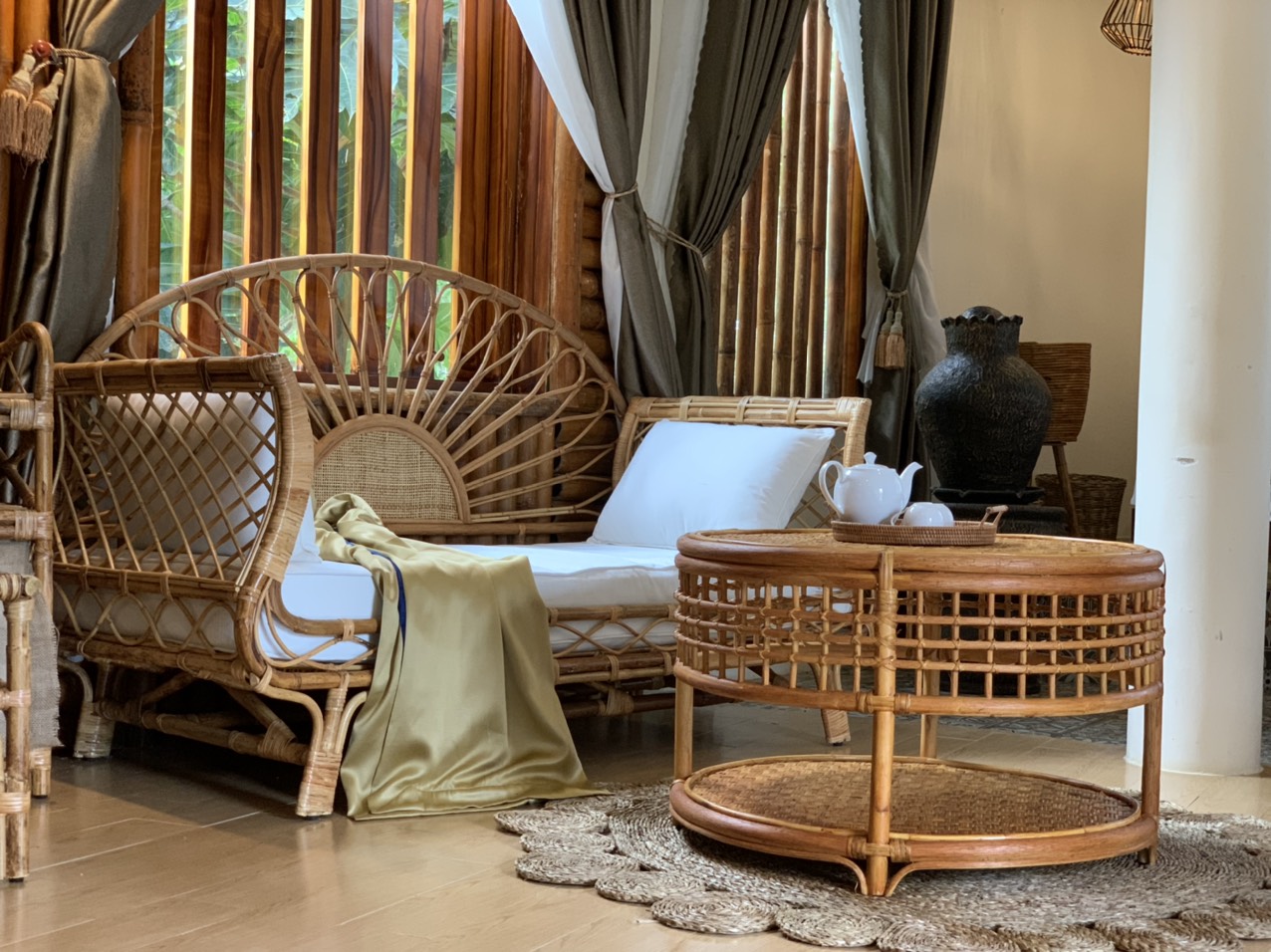 Bộ Bàn Ghế/ Giường Đơn Thư Giãn theo Phong Cách Á Đông _ Rattan Set in Venice Design Indochine SET11