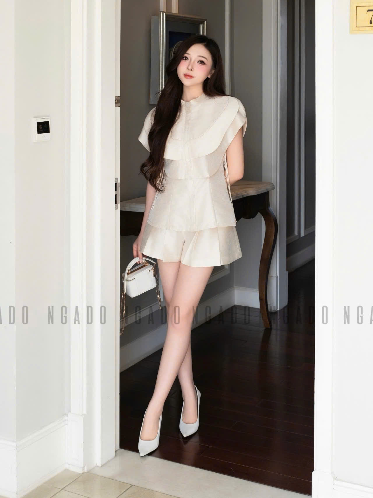 Set áo quần kem cổ xếp tầng NGADO , set áo quần ngắn , set áo quần dạo phố