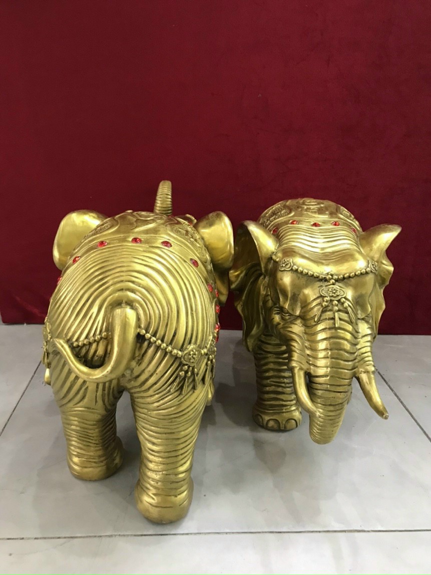 Đôi voi áo hoa hạt đỏ to - Decor trang trí