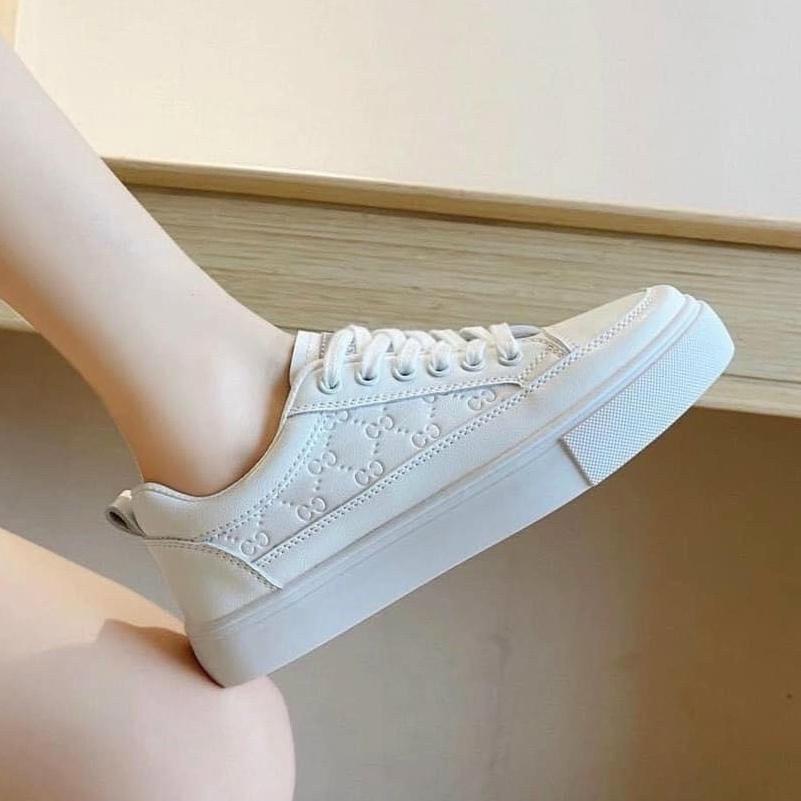 Giày thể thao cổ thấp da mịn trắng vân G.C