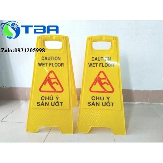 Biển chữ A màu vàng cao cấp khu vực ''CHÚ Ý SÀN ƯỚT''