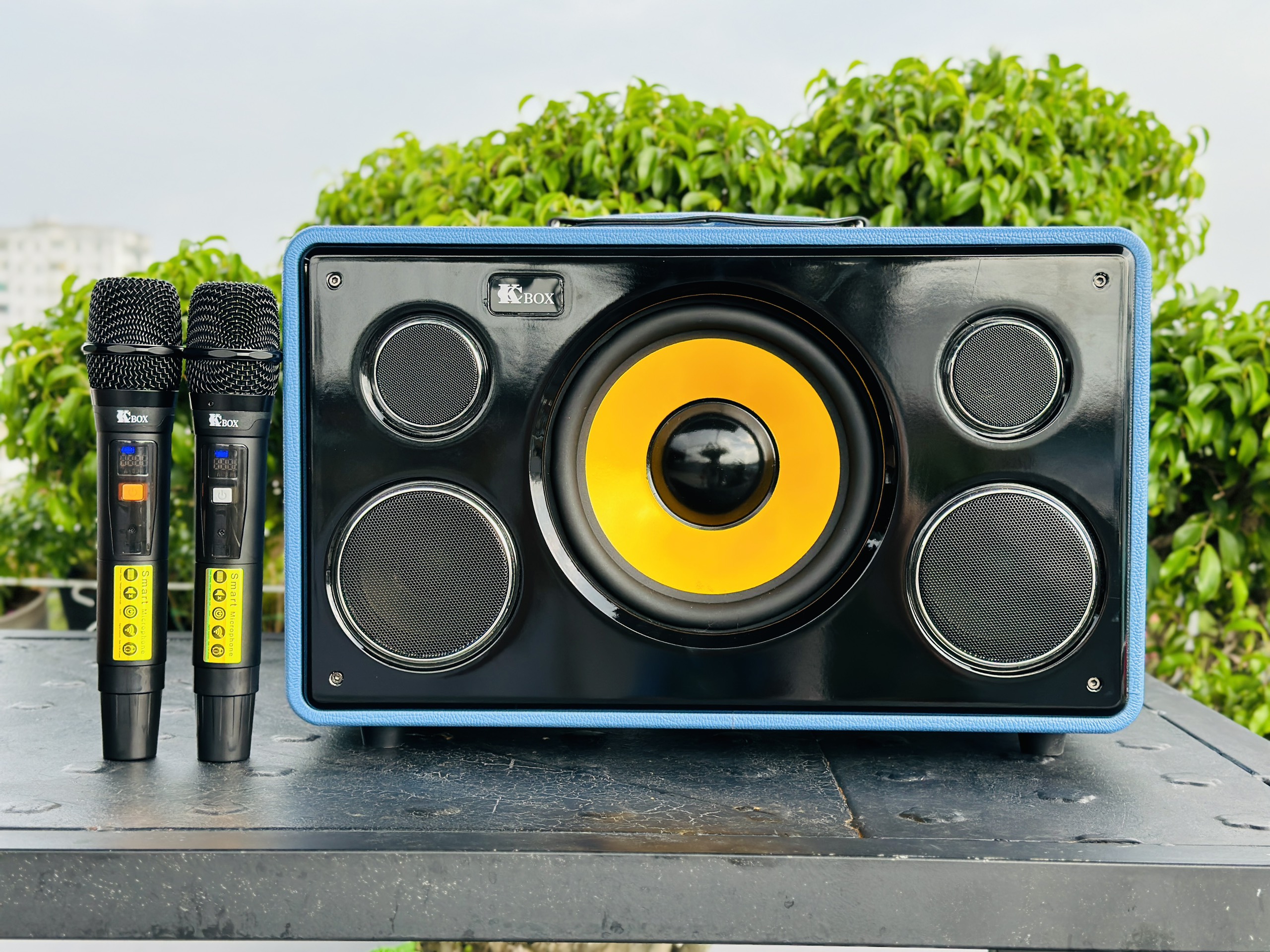 LOA XÁCH TAY KCBOX KC S8 KÈM 2MIC CÔNG SUẤT 200WAT NGOẠI HÌNH GỌN NHẸ TINH TẾ -BASS SIÊU TRẦM CHO BẠN TRÃI NGHIỆM KARAOKE NGHE NHẠC TUYỆT HẢO