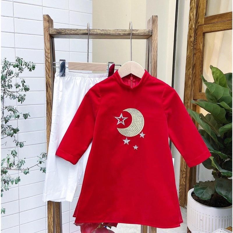 Áo dài nhung thêu hình trăng sao cho bé yêu