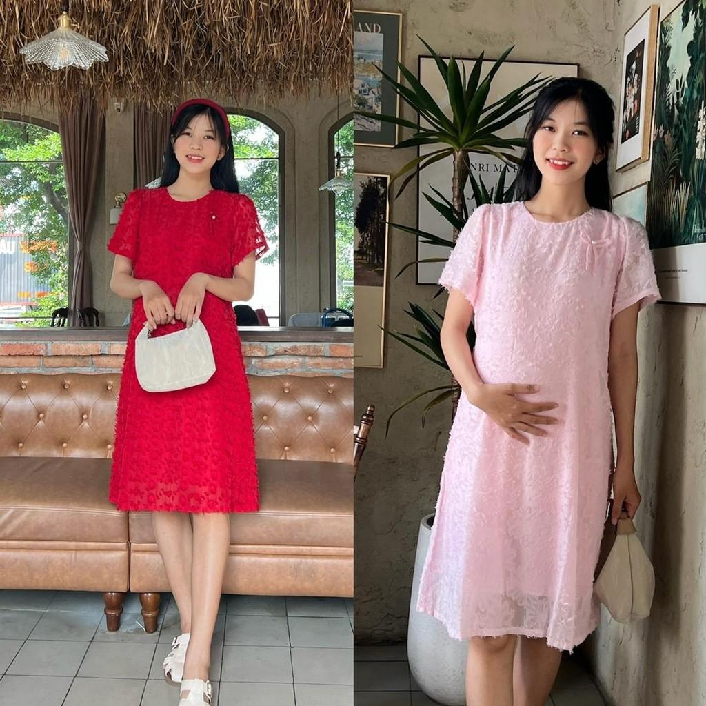 Đầm bầu tơ thêu nổi phom suông cách điệu đính nơ xinh xắn đi chơi, dự tiệc - Đỏ