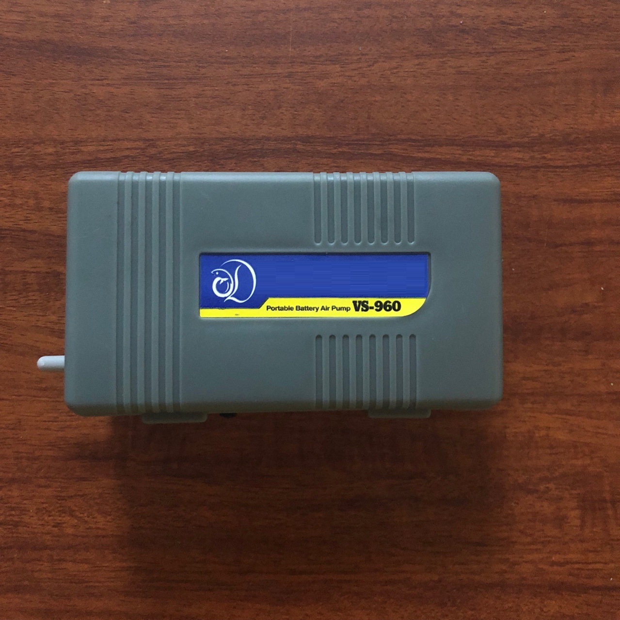 Máy sủi khí chạy pin VS-960