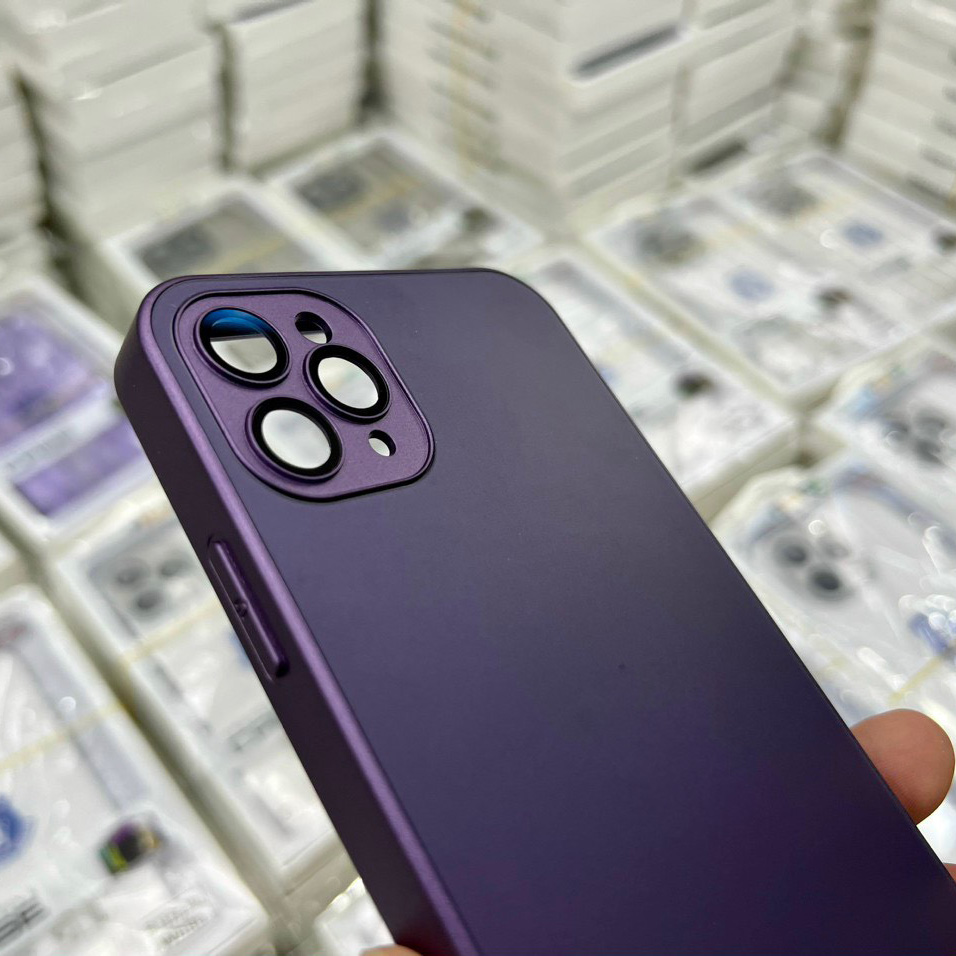Ốp lưng tím bảo vệ camera cho iPhone 11 12 13 14 Pro Max hiệu HOTCASE Filada Tranform Case - siêu mỏng 1.5mm, mặt lưng siêu mềm mịn, có gờ bảo vệ camera - hàng nhập khẩu
