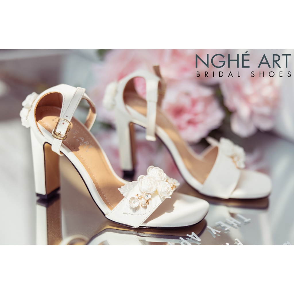 Giày cưới Nghé Art sandal hoa trắng 292