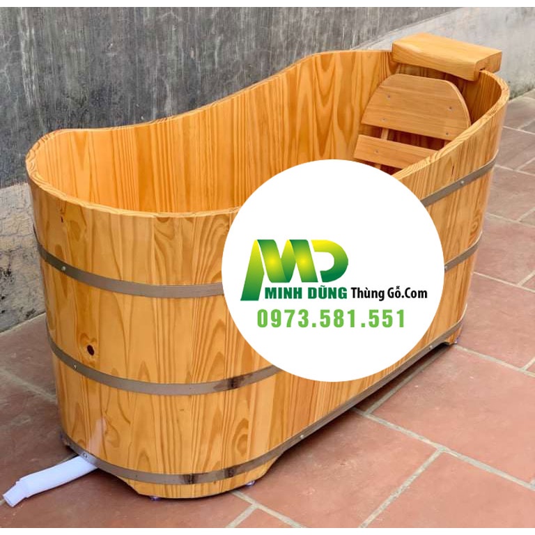 Bồn tắm gỗ thông gia đình dáng nằm ovan chất liệu gỗ thông cao cấp