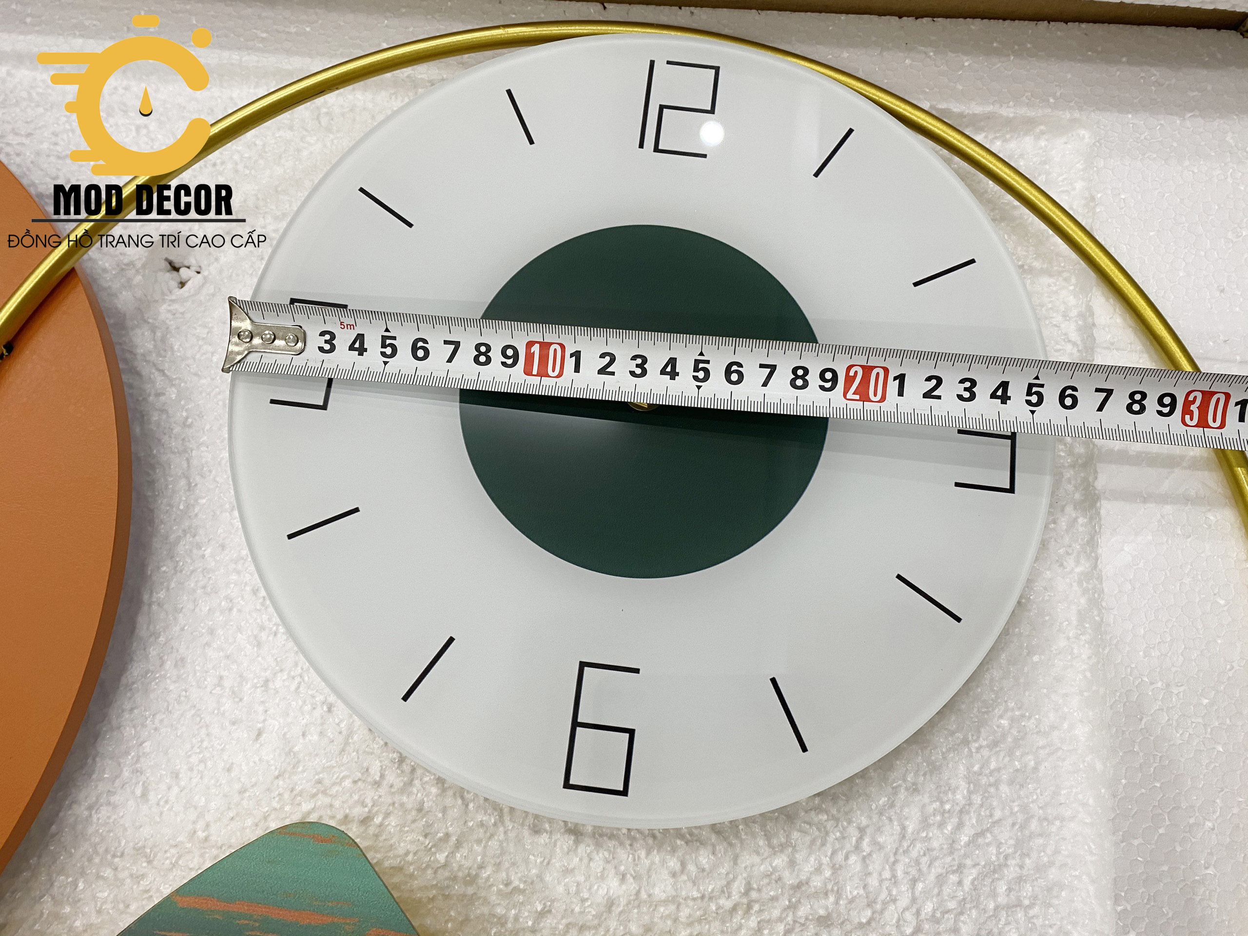 Đồng hồ treo tường kim trôi hươu mặt cam 2175 decor phòng khách sang trọng