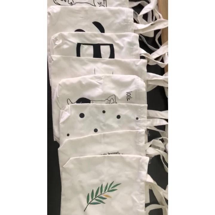 TÚI VẢI MÈO TOM ĐEO VAI TOTE CANVAS BAG CÓ KHÓA KÉO SIZE LỚN 33x38cm AOMIVN PHONG CÁCH CÁ TÍNH HOT TREND