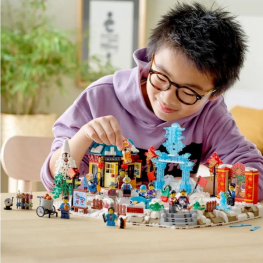 BỘ LẮP RÁP LEGO TẾT 80109 LỄ HỘI BĂNG ĐĂNG ĐÓN NĂM MỚI 2022