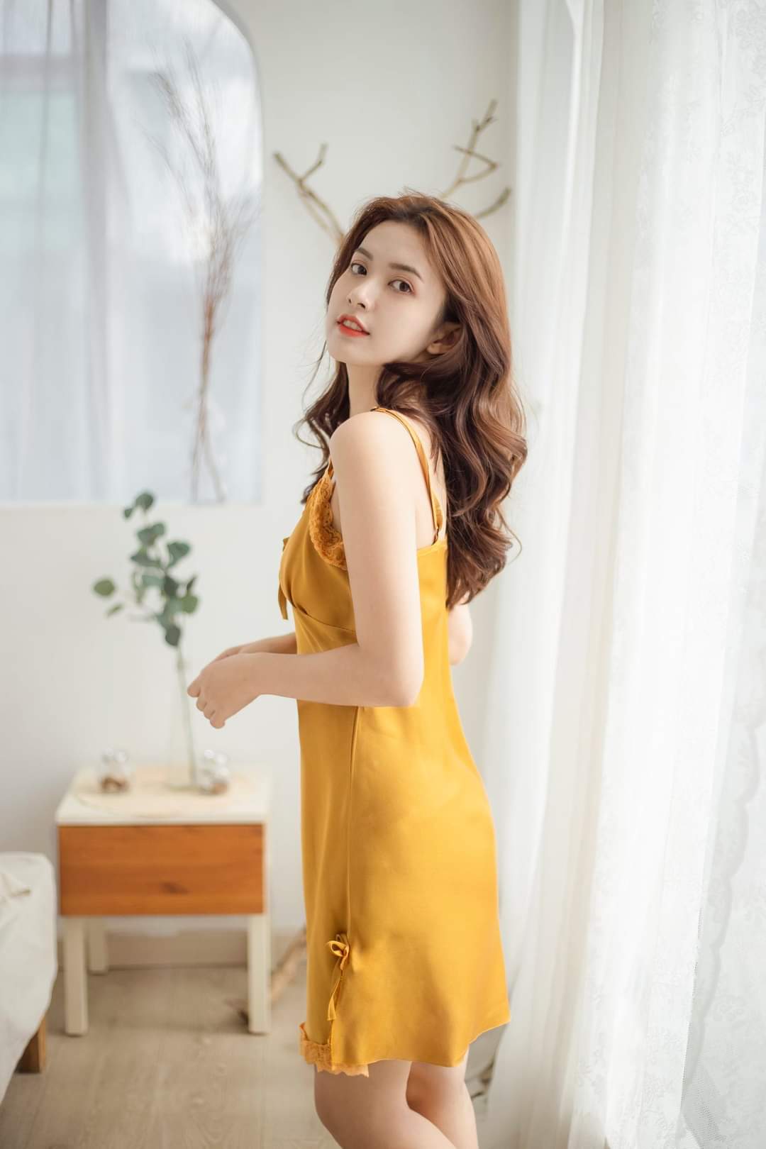 [Rose Sleepwear] Váy Ngủ Lụa Hai Dây Cao Cấp Dáng Suông Phối Ren Nhúng Bèo Gợi Cảm Xẻ Tà 2 Bên