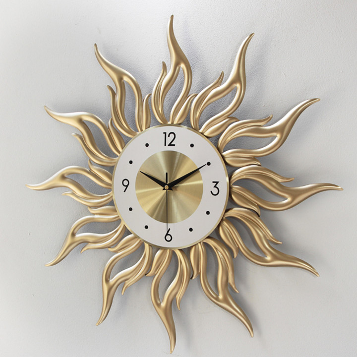 Đồng hồ treo tường biểu tượng mặt trời