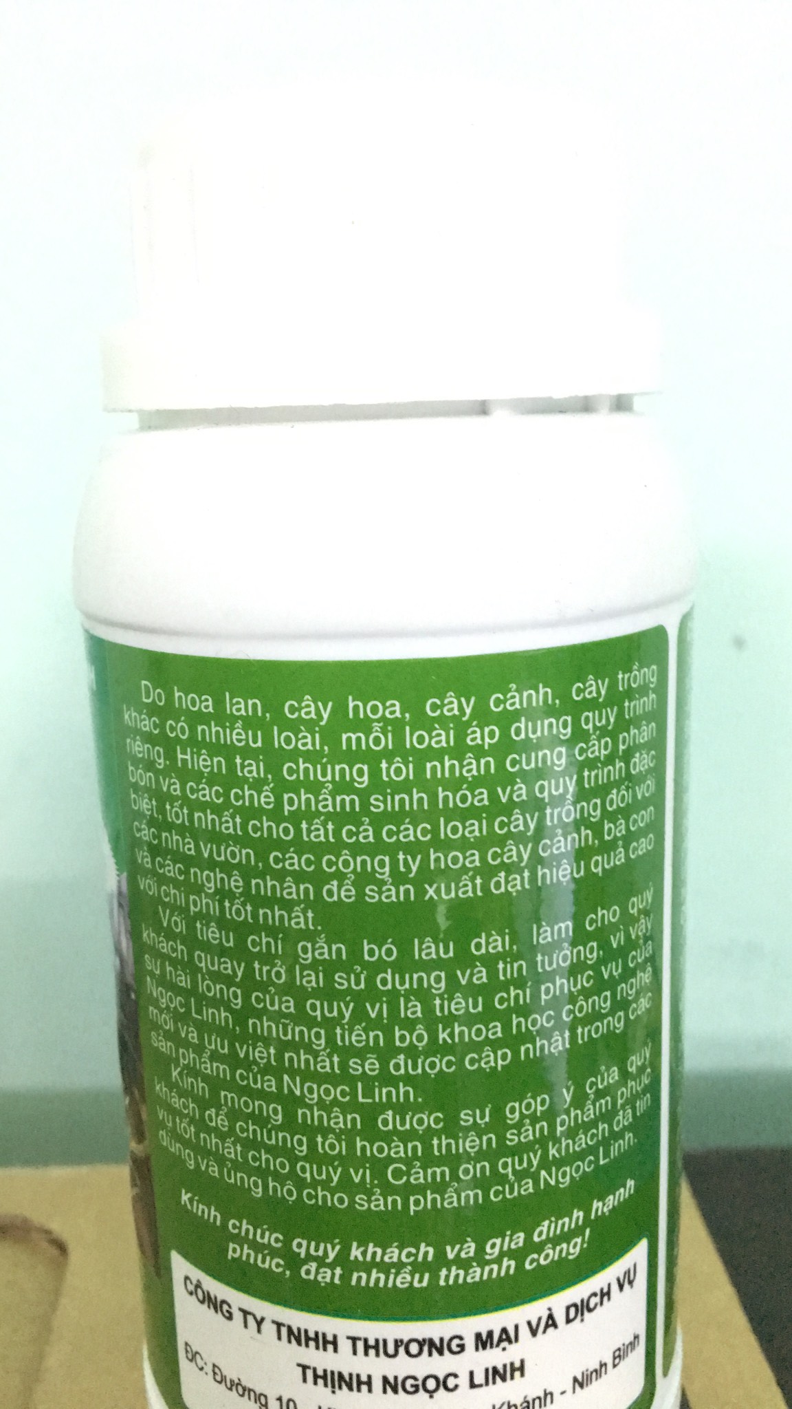 Các Chế phẩm Ngọc Linh chăm sóc hoa lan