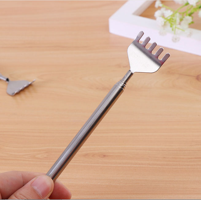 Cây gãi lưng inox thu gọn kéo dài 54cm có móc treo siêu tiện