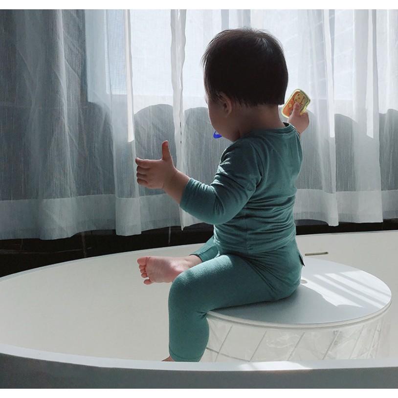 Bộ dài tay co giãn 4 chiều chất mềm, đẹp cho bé trai bé gái