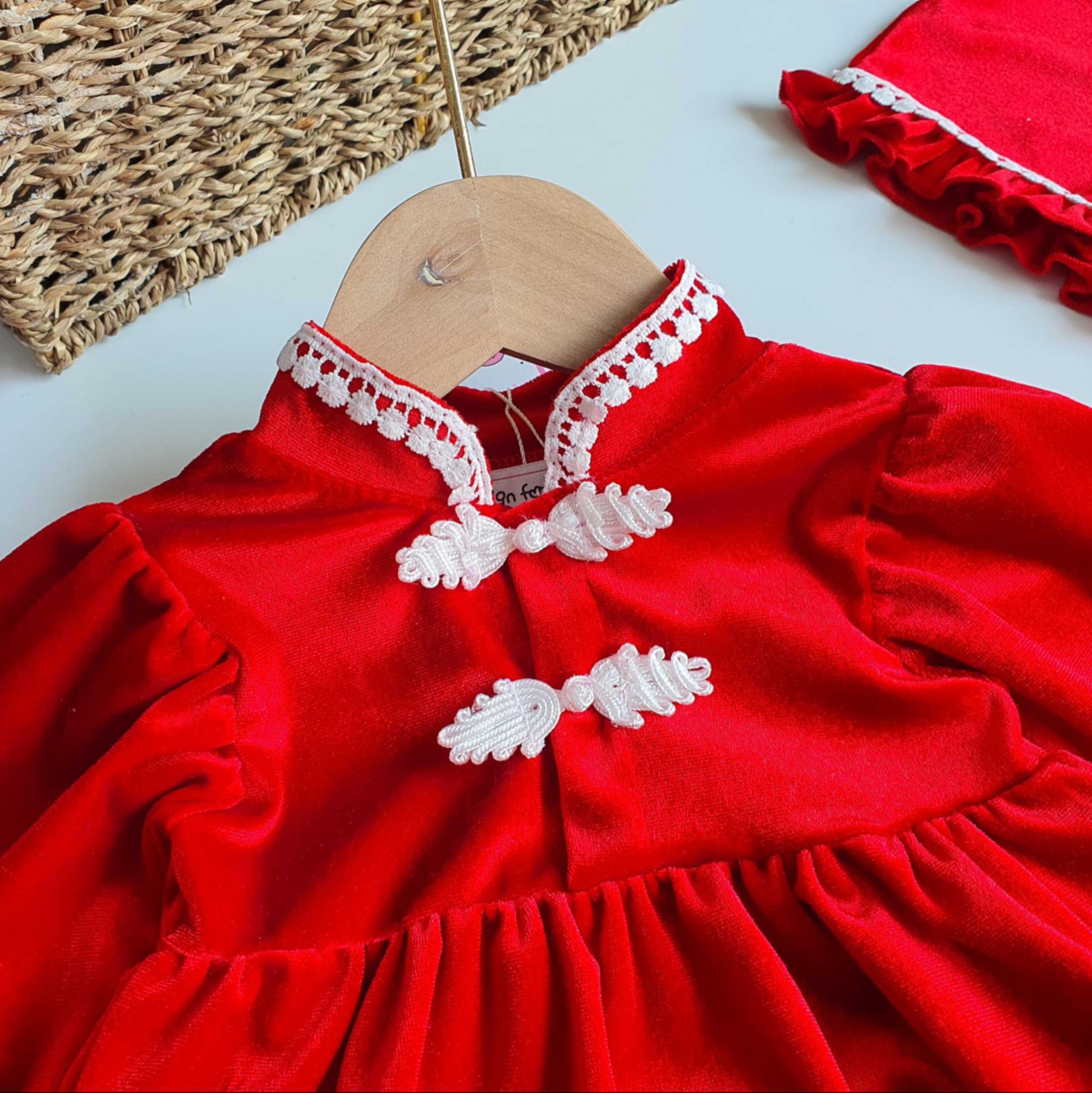 Body Cổ Tàu Bé Gái 3 Đến 12kg Chất Ren Nhật Dập Hoa Nổi CAO CẤP