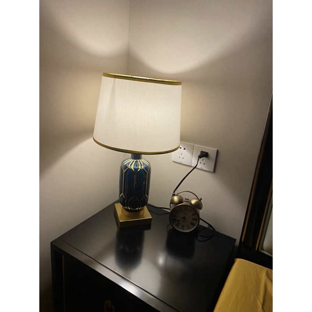 Đèn bàn trang trí đèn ngủ cao cấp xanh ngọc phòng ngủ phòng khách phong cách Châu Âu DBLA001
