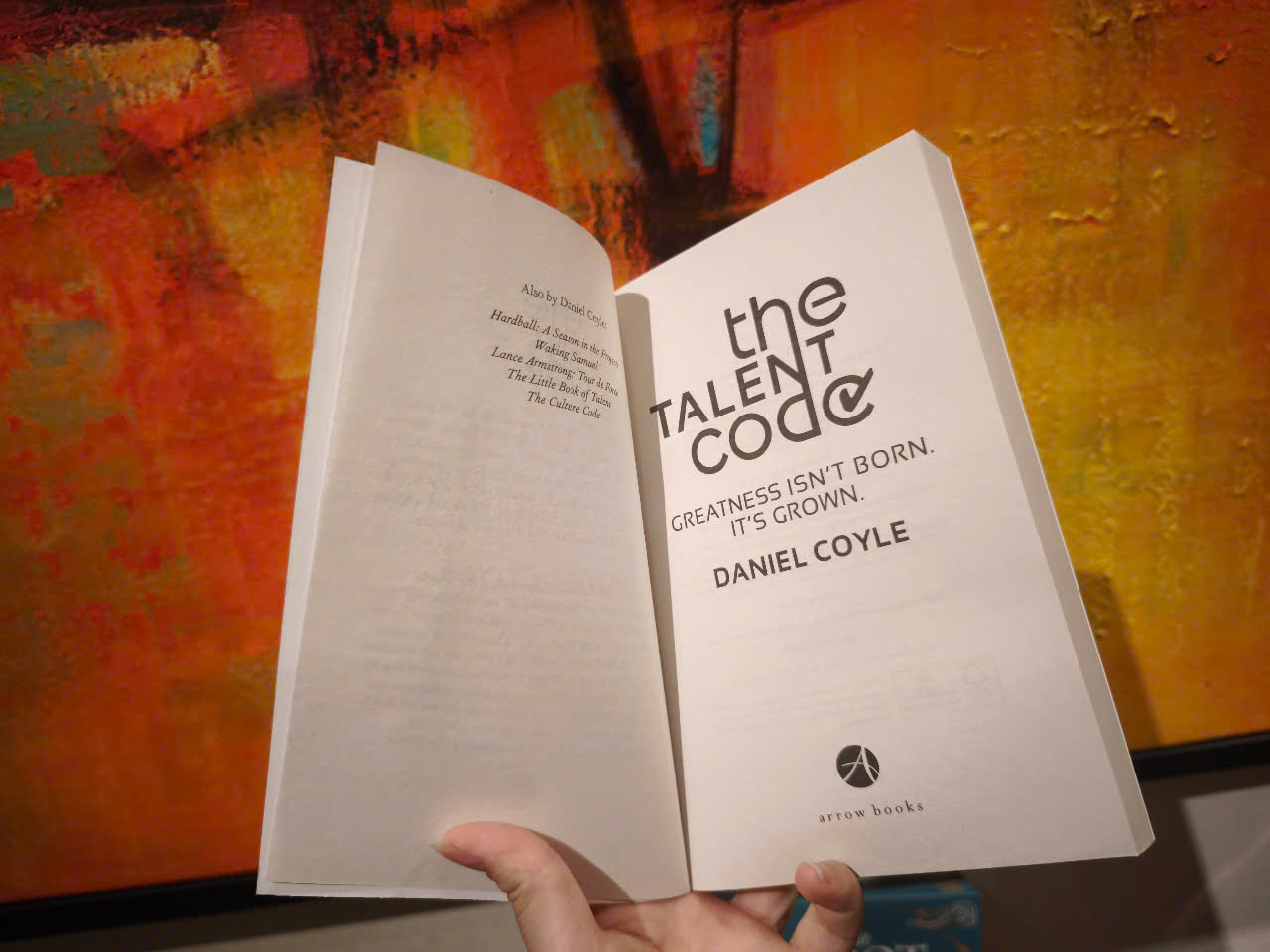 Sách - The Talent Code: Greatness isn't Born, It's Grown by Daniel Coyle - Nonfiction/ Psychology /Self Help in English