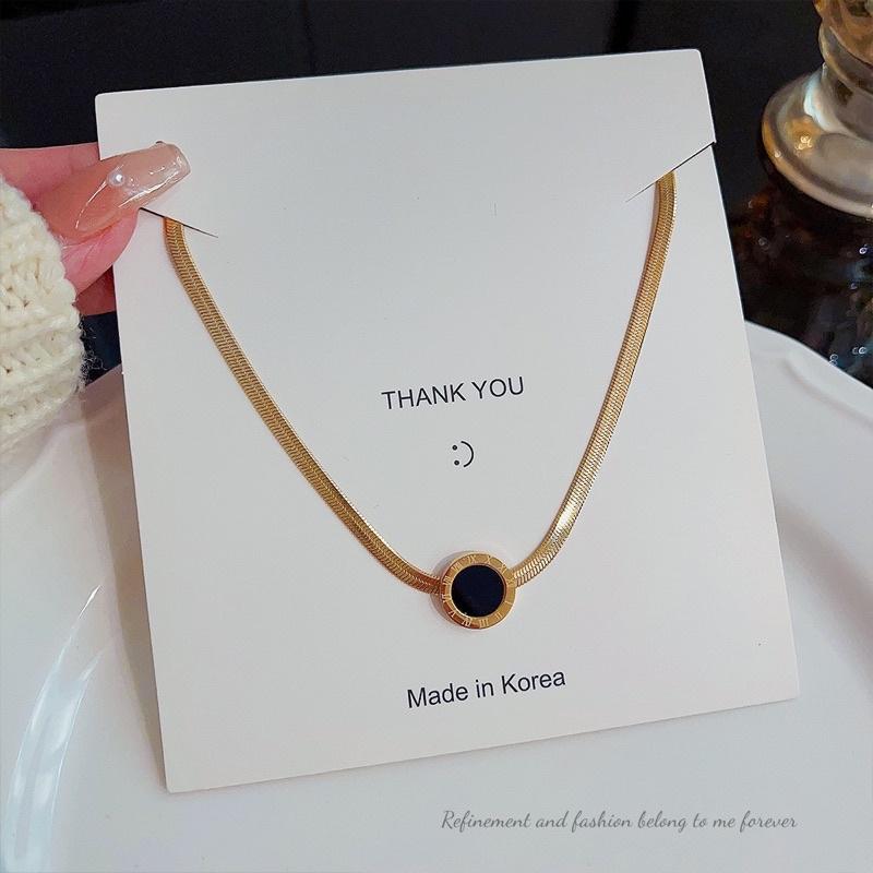 Dây chuyền nữ choker dây mì mặt tròn đen đẹp Ring House