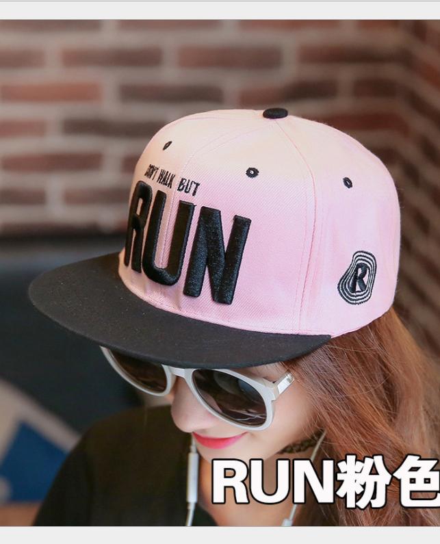 Mũ nón lưỡi chai snapback nữ chữ RUN SB35