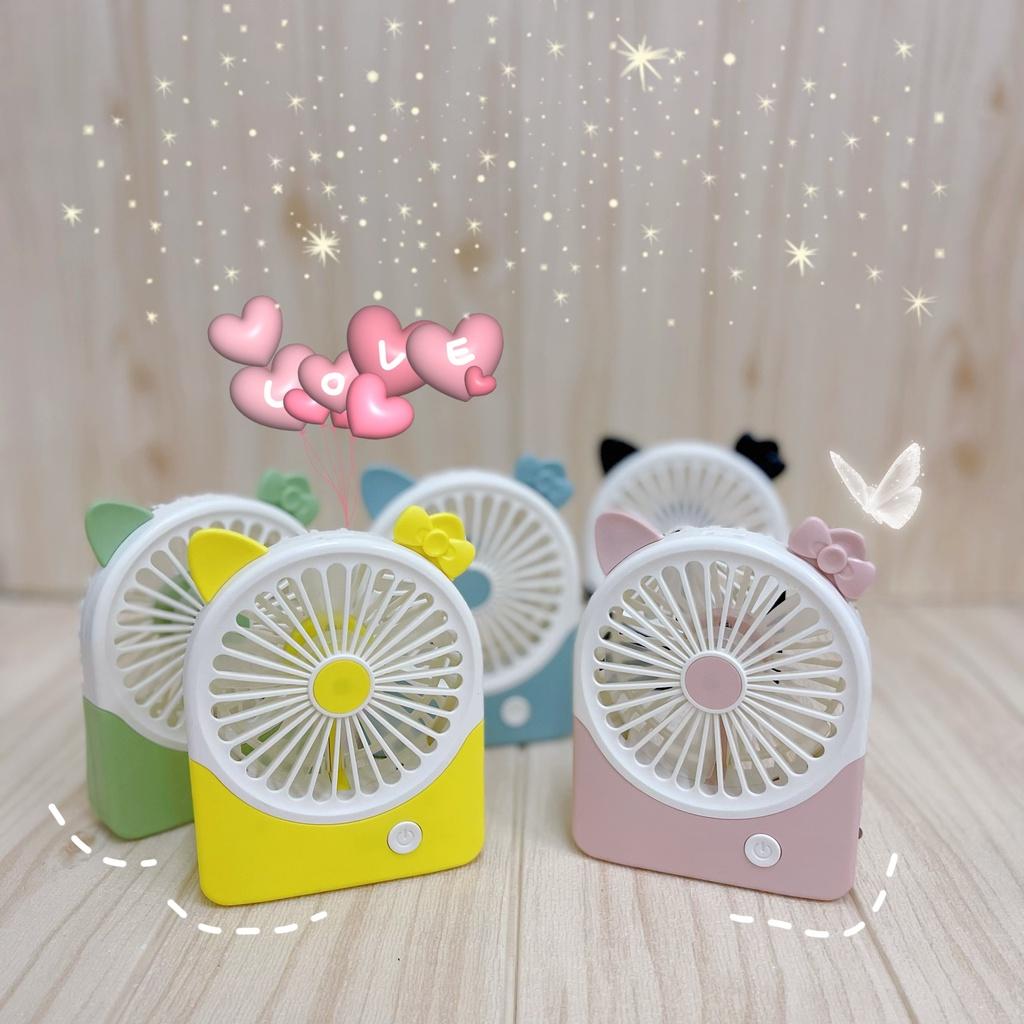 Quạt No.10017 mini cầm tay để bàn 2 tốc độ gió có đèn pin chiếu sáng