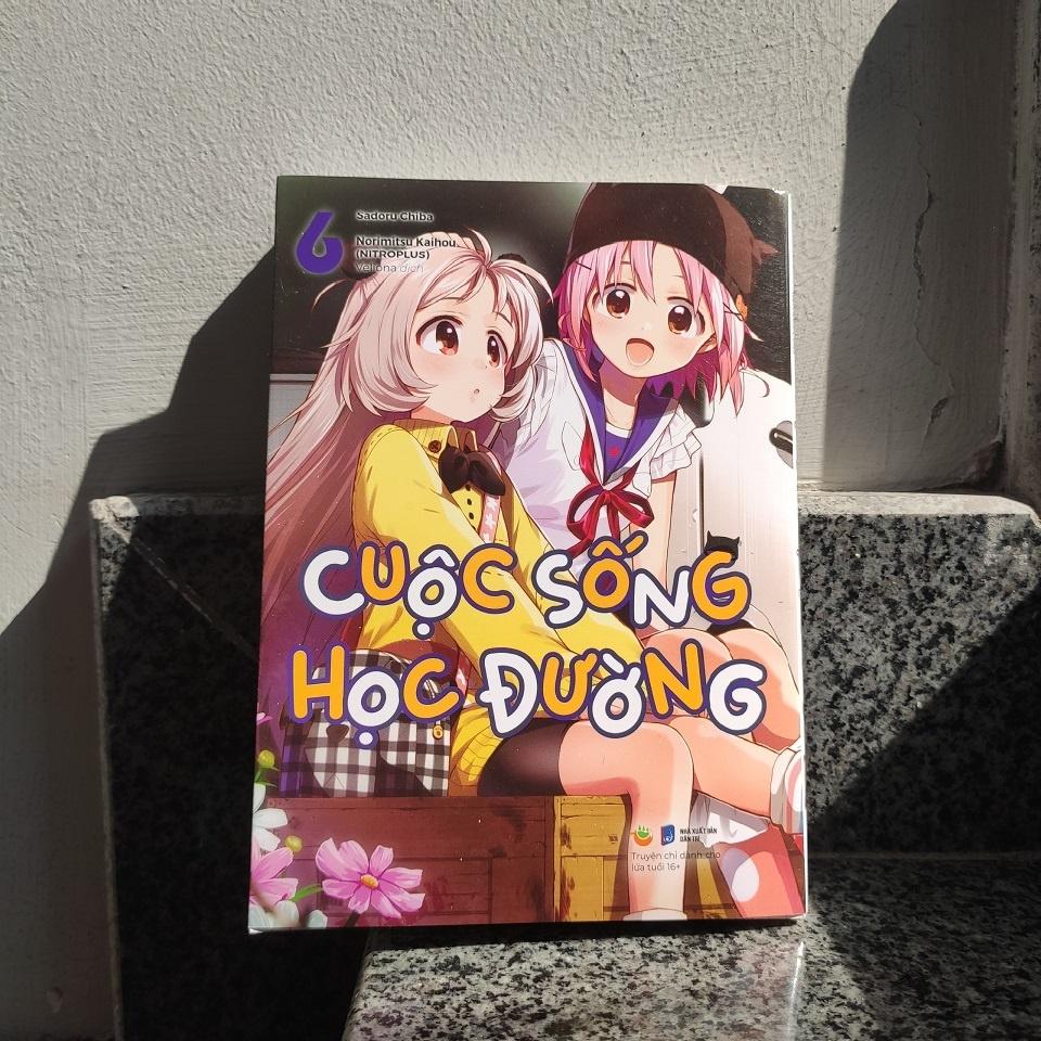 Sách Cuộc Sống Học Đường - Bản Quyền