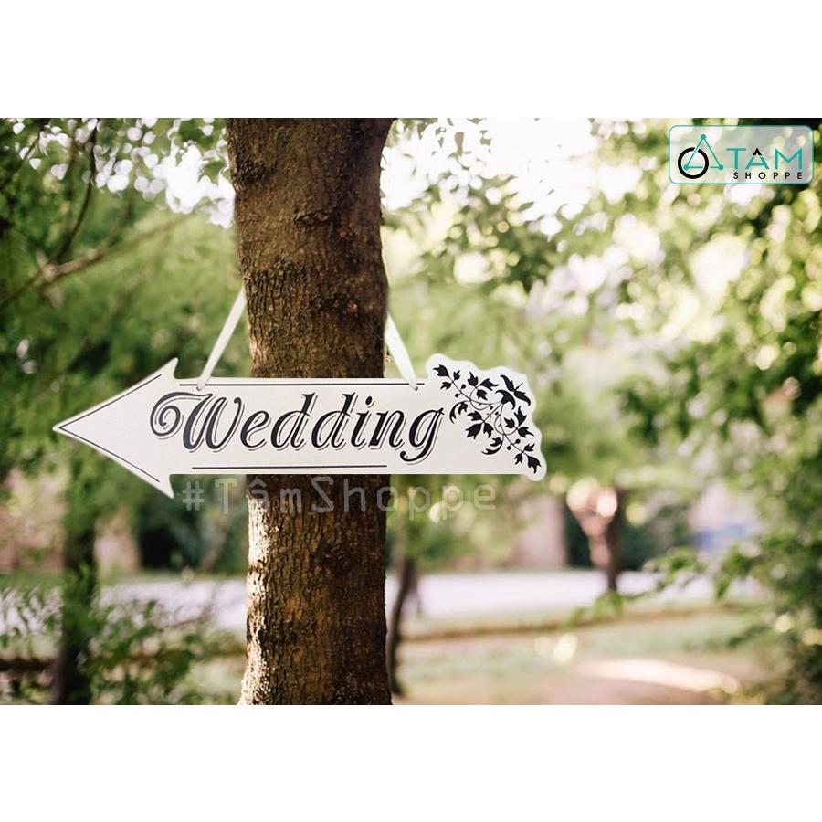 Bảng gỗ chỉ đường đám cưới Wedding mũi tên trắng đen trang trí cưới TTC-17