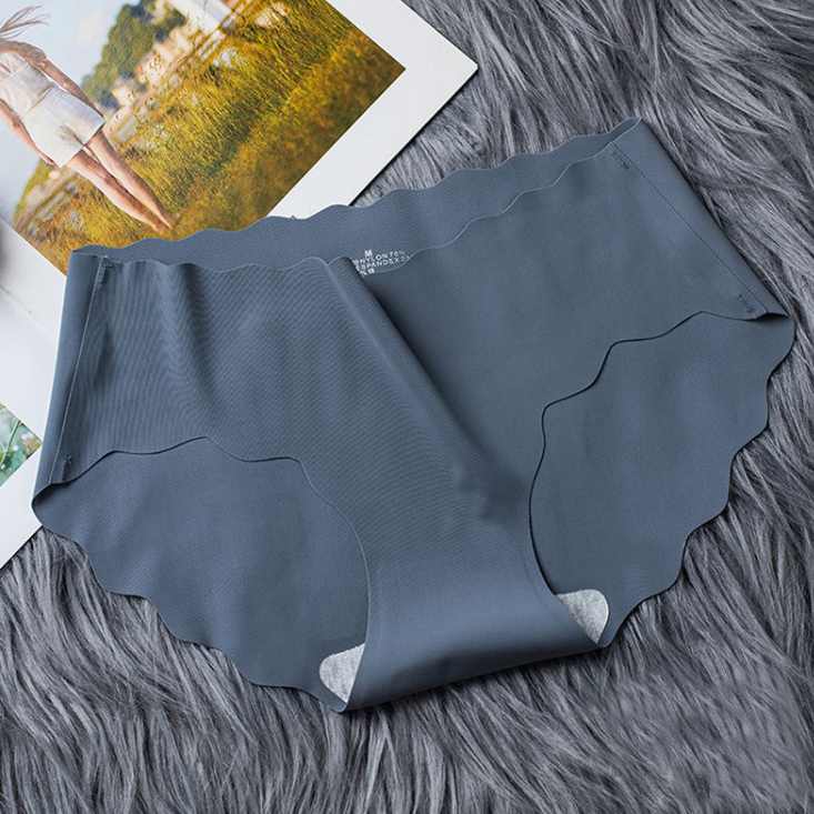 Combo 4 quần lót cotton kháng khuẩn không đường may Nhật Bản