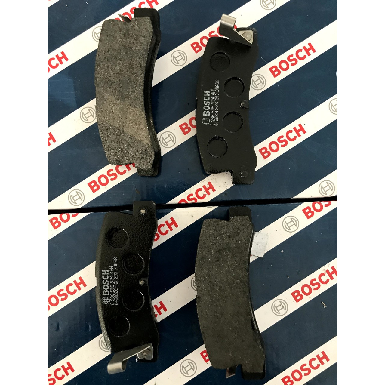 Bố Thắng Sau Toyota Camry 2.2 Corolla 1.6, Lexus RX300, ES300 - Bosch BP 5924