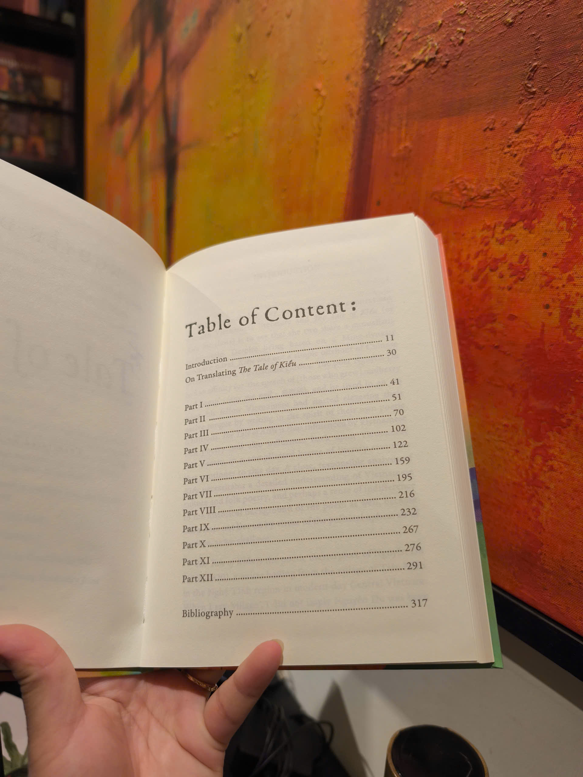 Sách - The Tale of Kiều : A New Cry of Heart-Rending Pain by Nguyễn Du