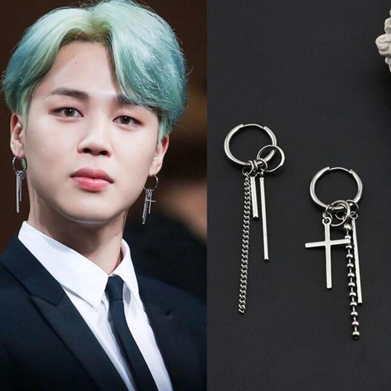 Khuyên tai giống Jimin BTS