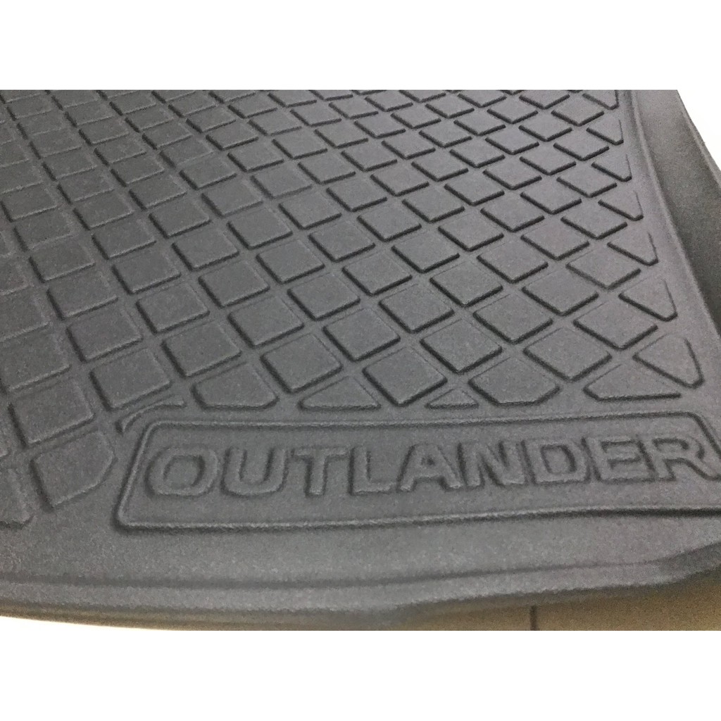 Lót cốp xe Outlander 2016 - 2021 - 2022 chất liệu nhựa dẻo TPO cao cấp