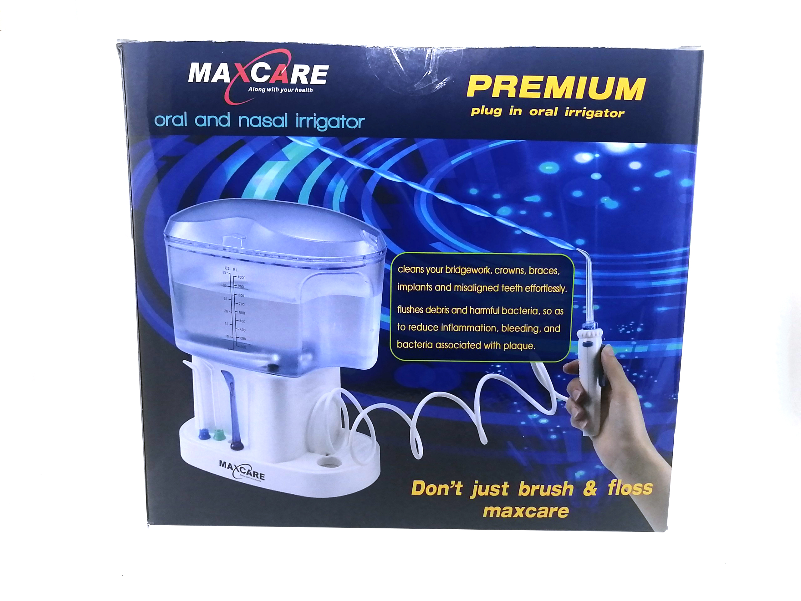 Máy tăm nước cho cả gia đình Maxcare Max 456L tặng kèm bình rửa mũi nasal Plus